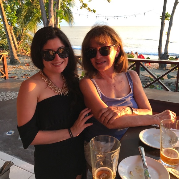 Meet your Posher, Caro - Picture 4 of 5